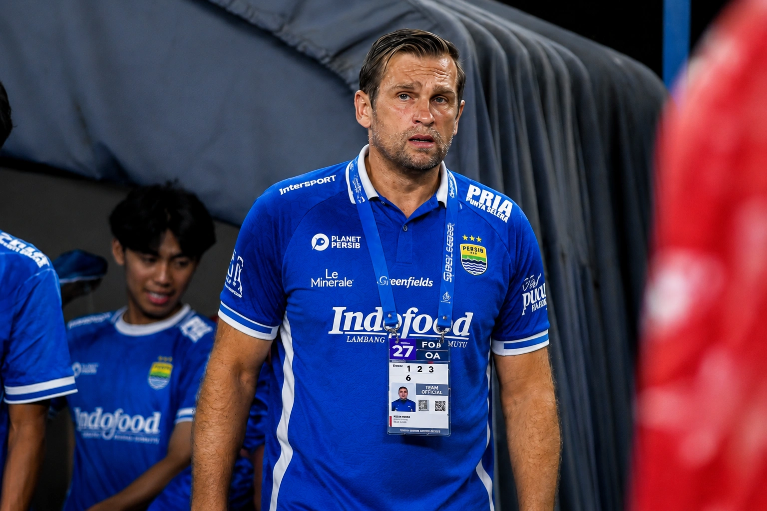 Siapa Pelatih Persib Bandung Sekarang